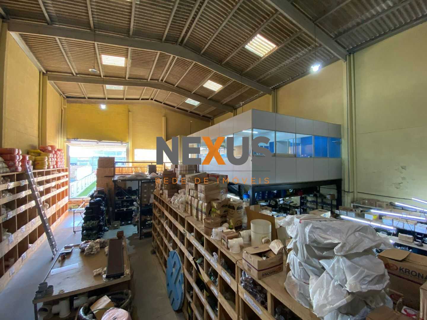 Barracão no Boqueirão com Locatário Ativo  Renda Garantida e I...