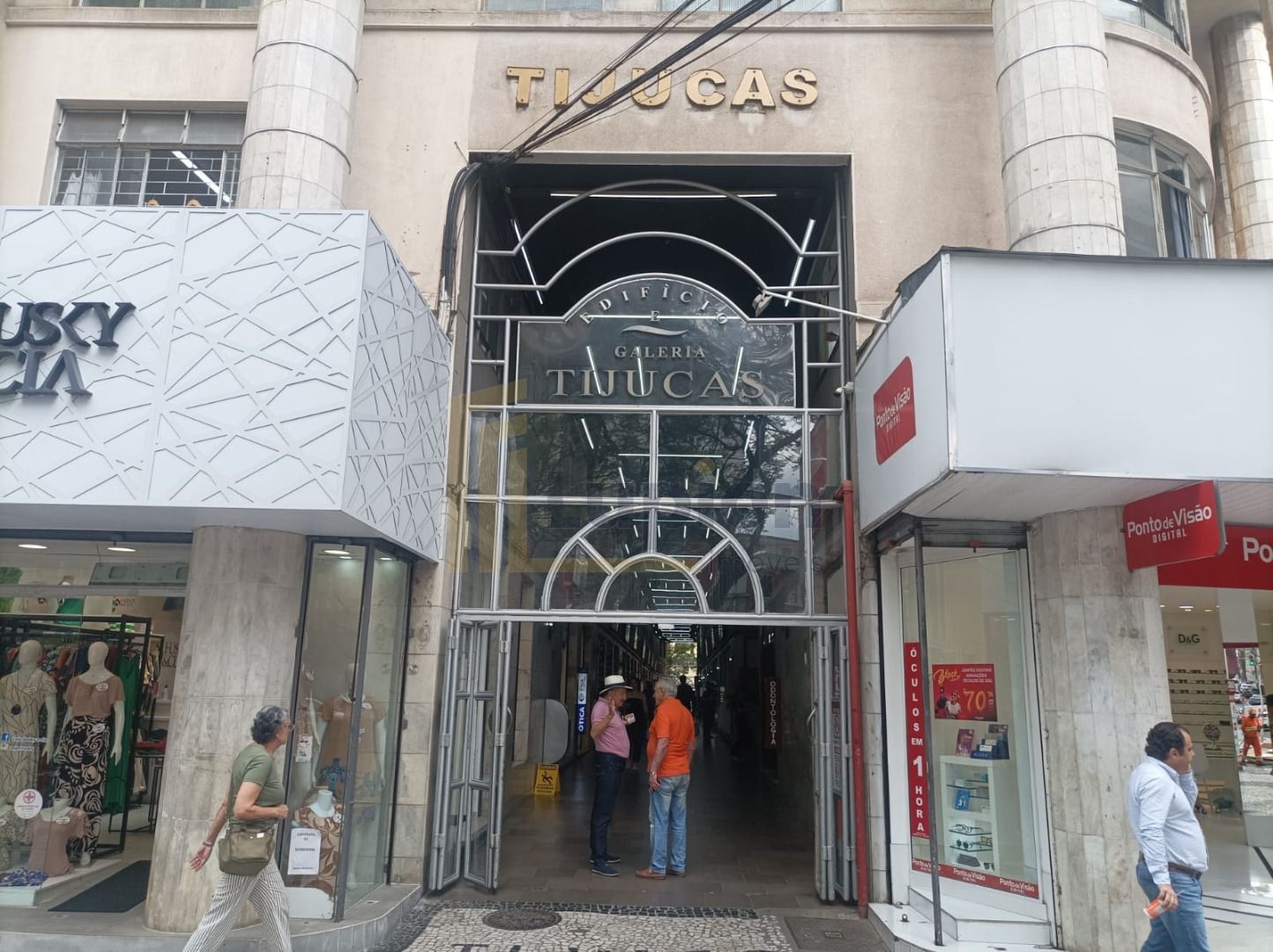 Sala Comercial de 46m  na Boca Maldita  Centro de Curitiba