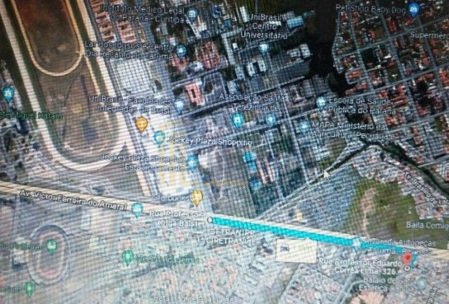 Terreno de Esquina em Curitiba  Perfeito para Construção ou In...