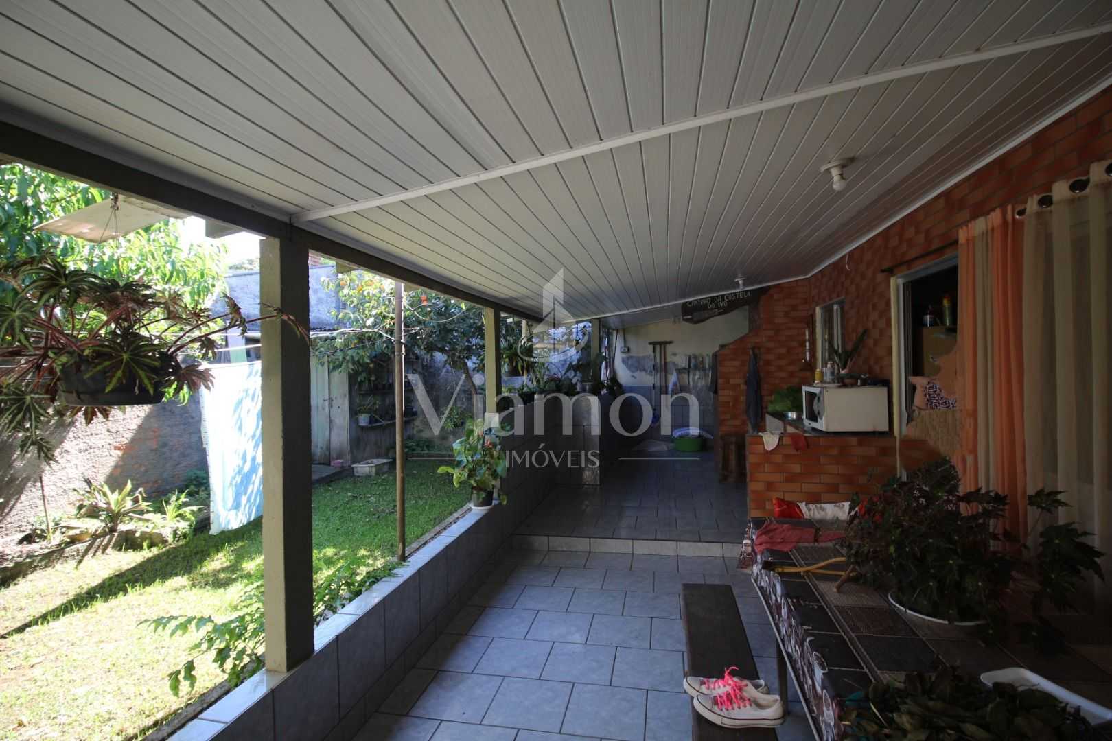 Espaçosa Casa à Venda no Jardim Centauro, Uberaba  Conforto e ...