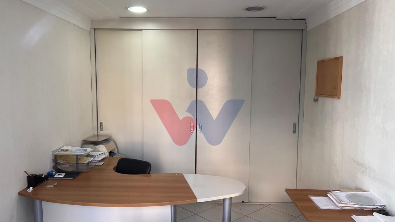 Sala Comercial de 46m  na Boca Maldita  Centro de Curitiba