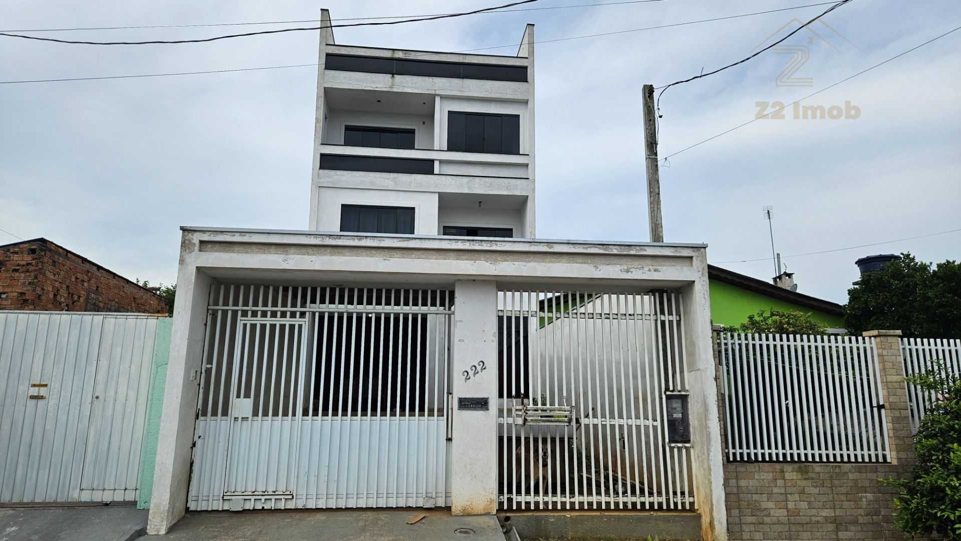 Sobrado Triplex 350m  com Terraço, Salão de Festas e Ótima Loc...