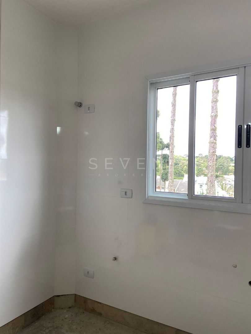 Sobrado Alto Padrão 270m  no Abranches  5 Quartos, Suíte, Gara...