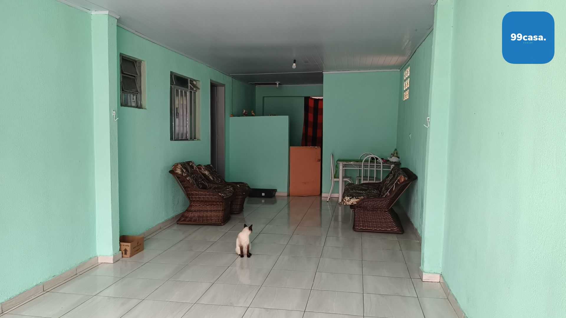 Oportunidade Única  Terreno com Casa Principal e 4 Casas nos F...