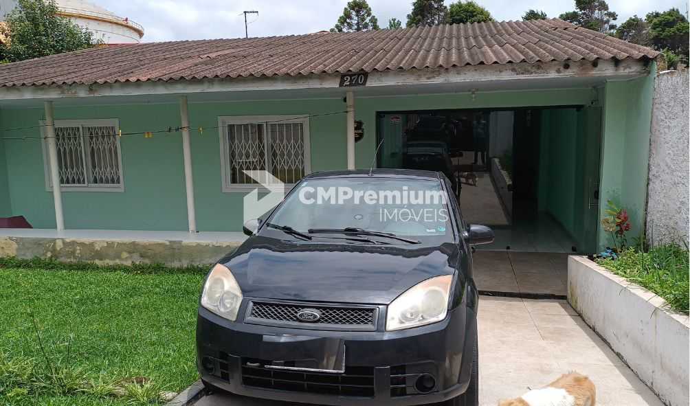 Oportunidade Única  Terreno com Casa Principal e 4 Casas nos F...