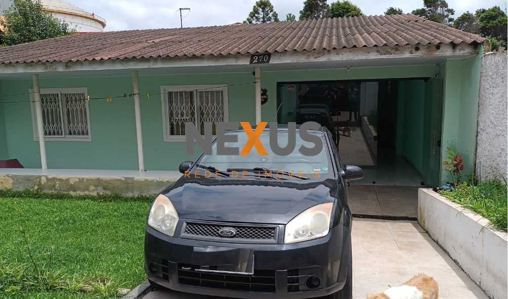 Oportunidade Única  Terreno com Casa Principal e 4 Casas nos F...