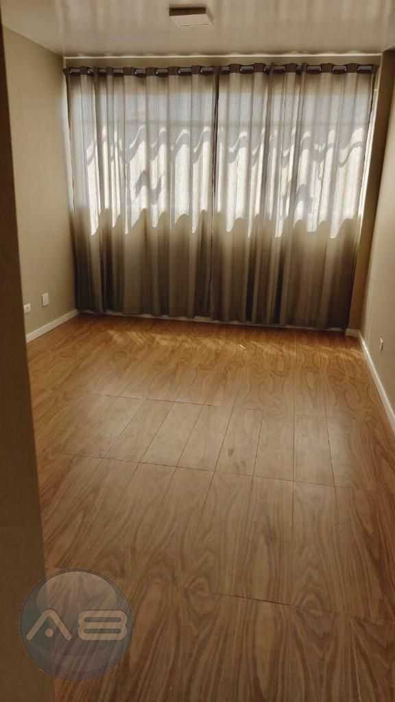 Sala Comercial Exclusiva no Centro Comercial João Bettega  Loc...