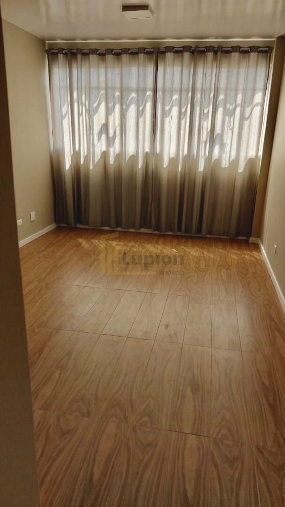 Sala Comercial Exclusiva no Centro Comercial João Bettega  Loc...