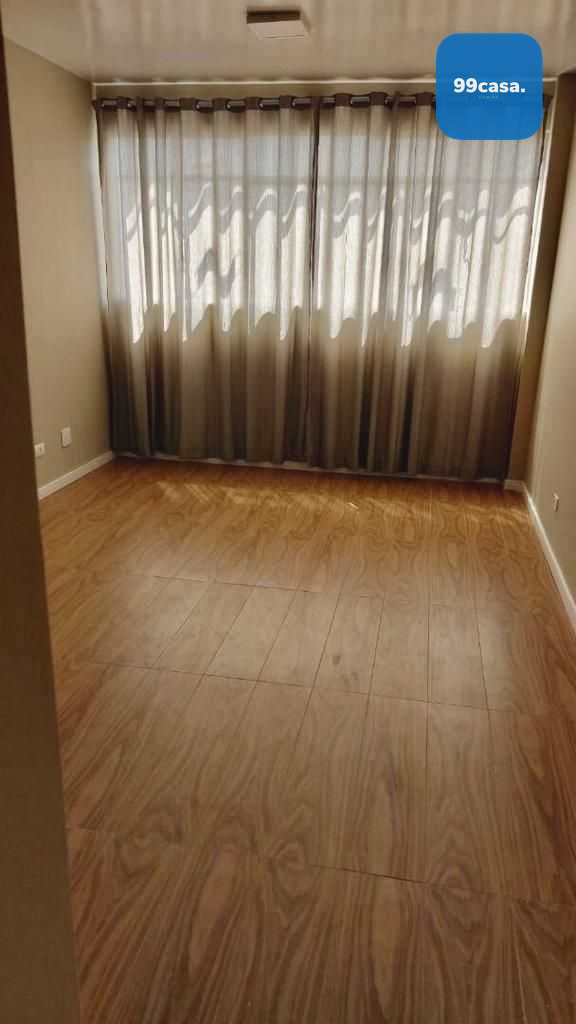 Sala Comercial Exclusiva no Centro Comercial João Bettega  Loc...