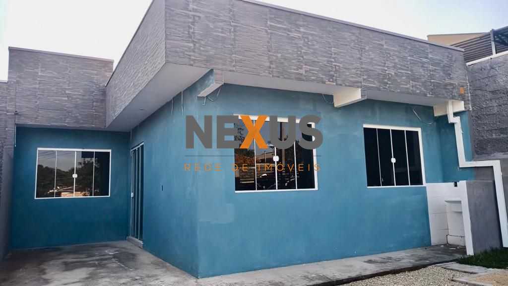 Linda Casa à Venda com 2 Quartos e Excelente Localização  Conf...