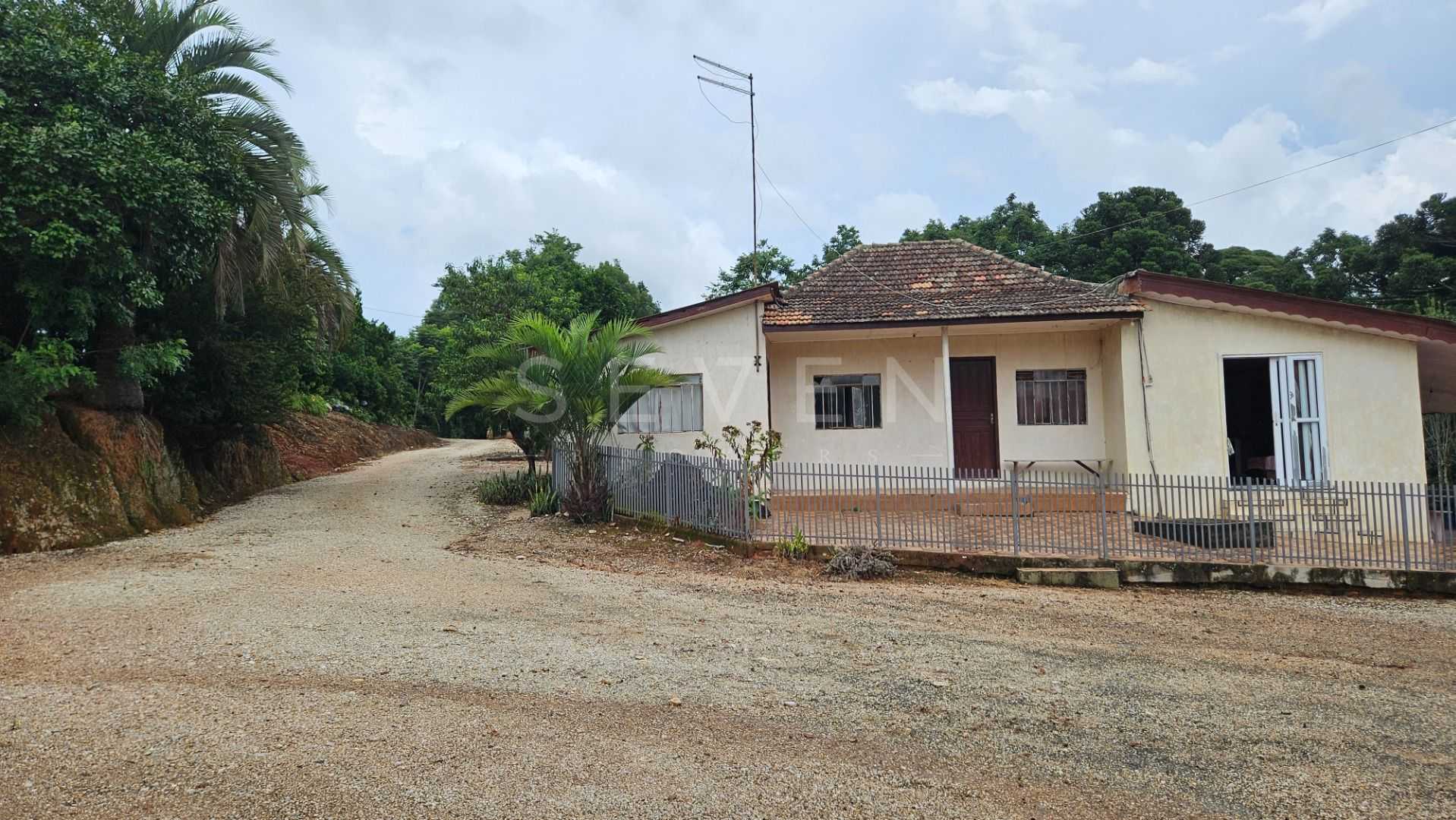 Propriedade rural com 254.100m , casas, tanques de peixe, poma...