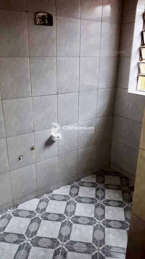 Casa Espaçosa nas Mercês com 5 Quartos, Suíte Master e Quintal...