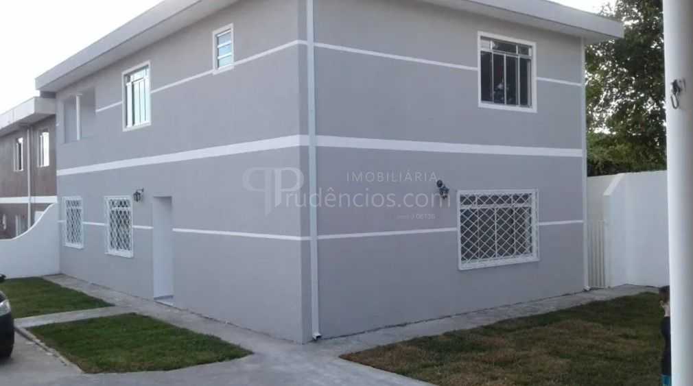 Sobrado 212m  com suíte, sala de festas, churrasqueira e amplo...