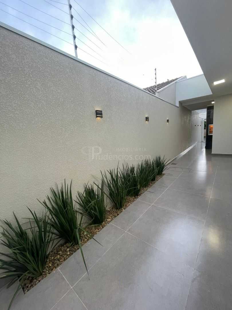 Casa Moderna com 3 Dormitórios e Área Gourmet no Jardim Ecoval...