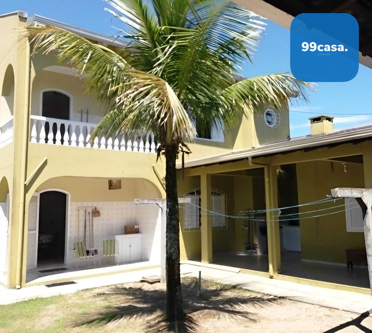 Sobrado à Beira-Mar no Litoral Sul  Conforto, Espaço e Lazer C...