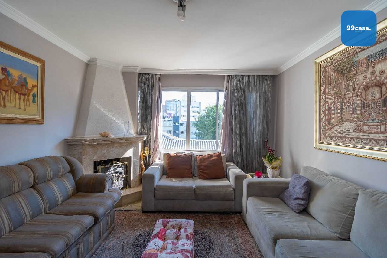 Apartamento Alto Padrão no Água Verde, 415m² Privativos, 3 VAG...