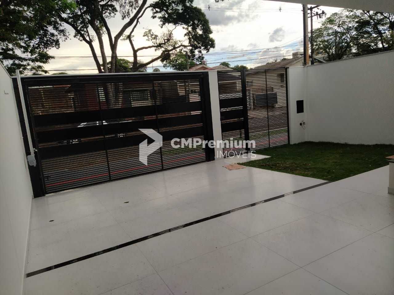 Casa de Alto Padrão com Pé Direito Duplo e Suíte no Jardim Alv...