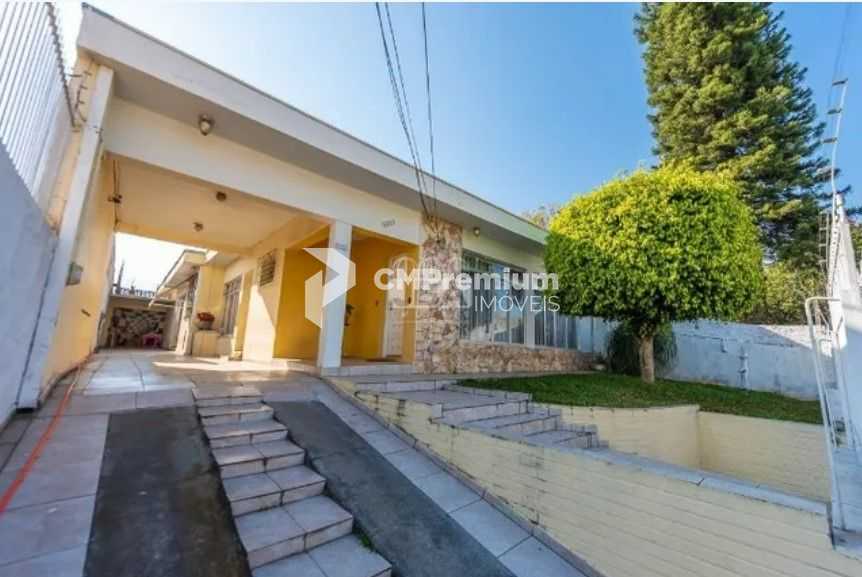 Casa espaçosa à venda no Parolin com 4 quartos, edícula e vaga...