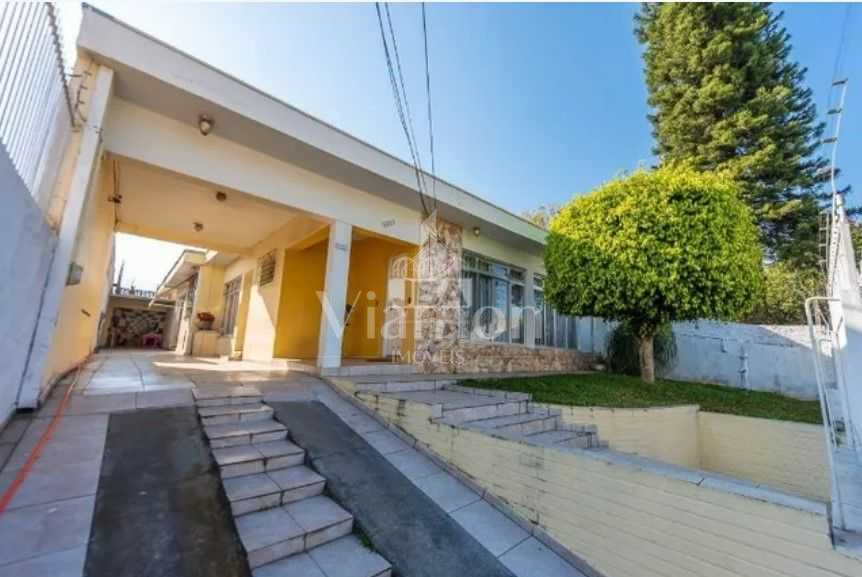 Casa espaçosa à venda no Parolin com 4 quartos, edícula e vaga...