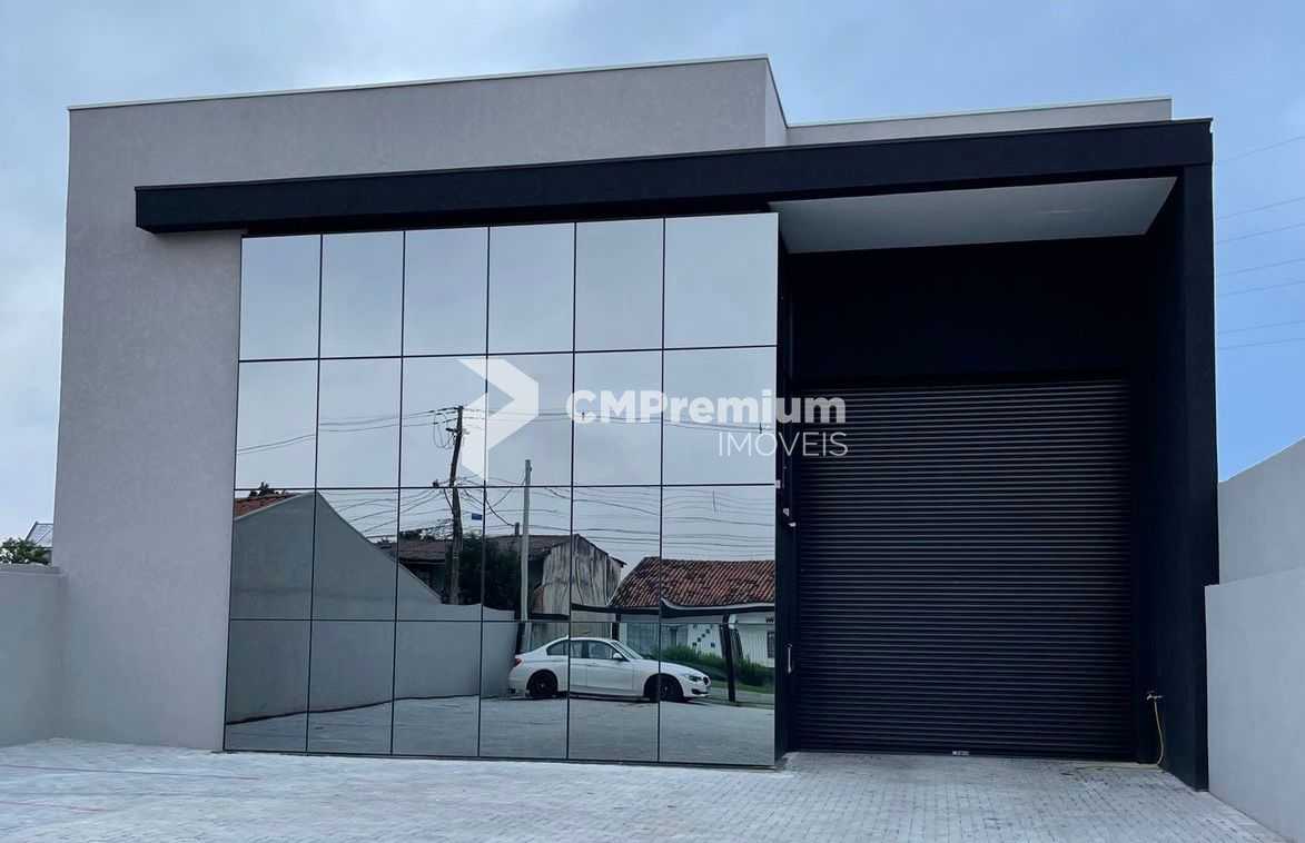 Galpão à Venda no Boqueirão  670m  com Mezanino, Escritórios e...