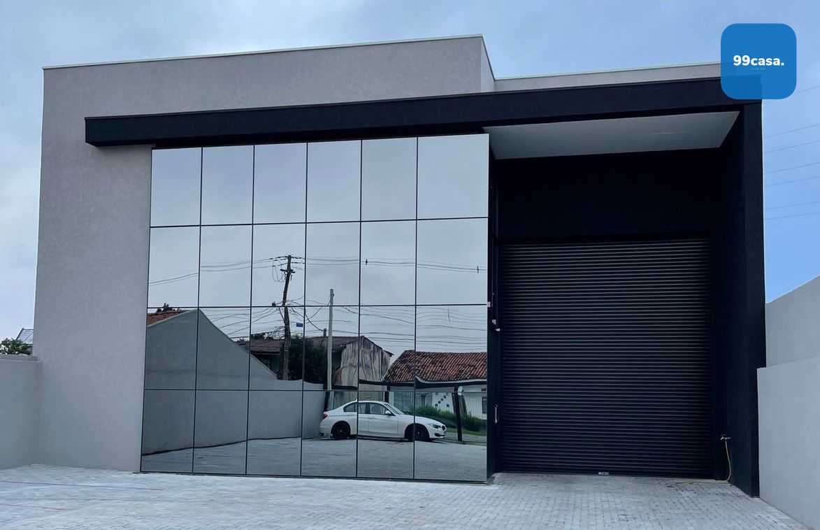 Galpão à Venda no Boqueirão  670m  com Mezanino, Escritórios e...