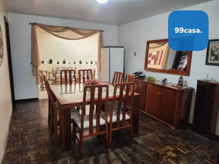 Linda Casa de 300m  com Edícula e Salão de Festas  Excelente L...