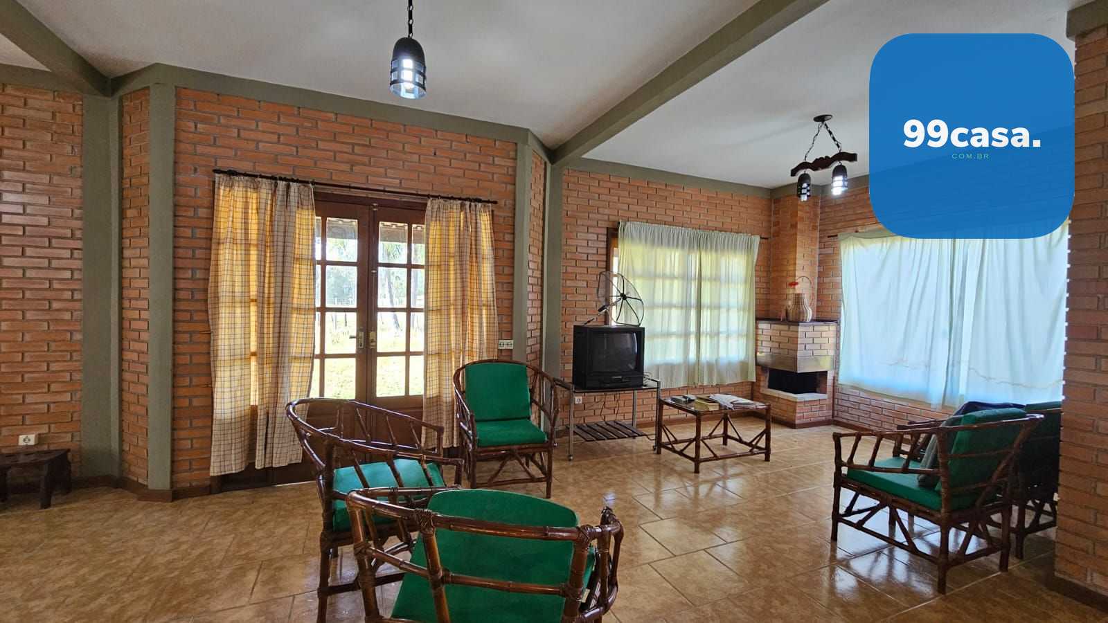 Chácara dos Ambrósios  60.000 m  de Natureza e Conforto em Tij...