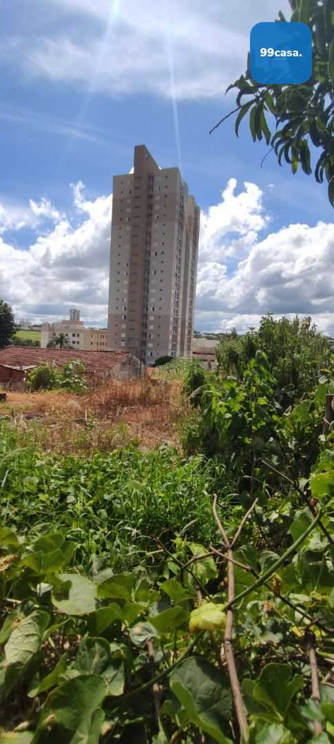 Terreno à Venda na Vila Marumby, Maringá PR  504 m  em Localiz...