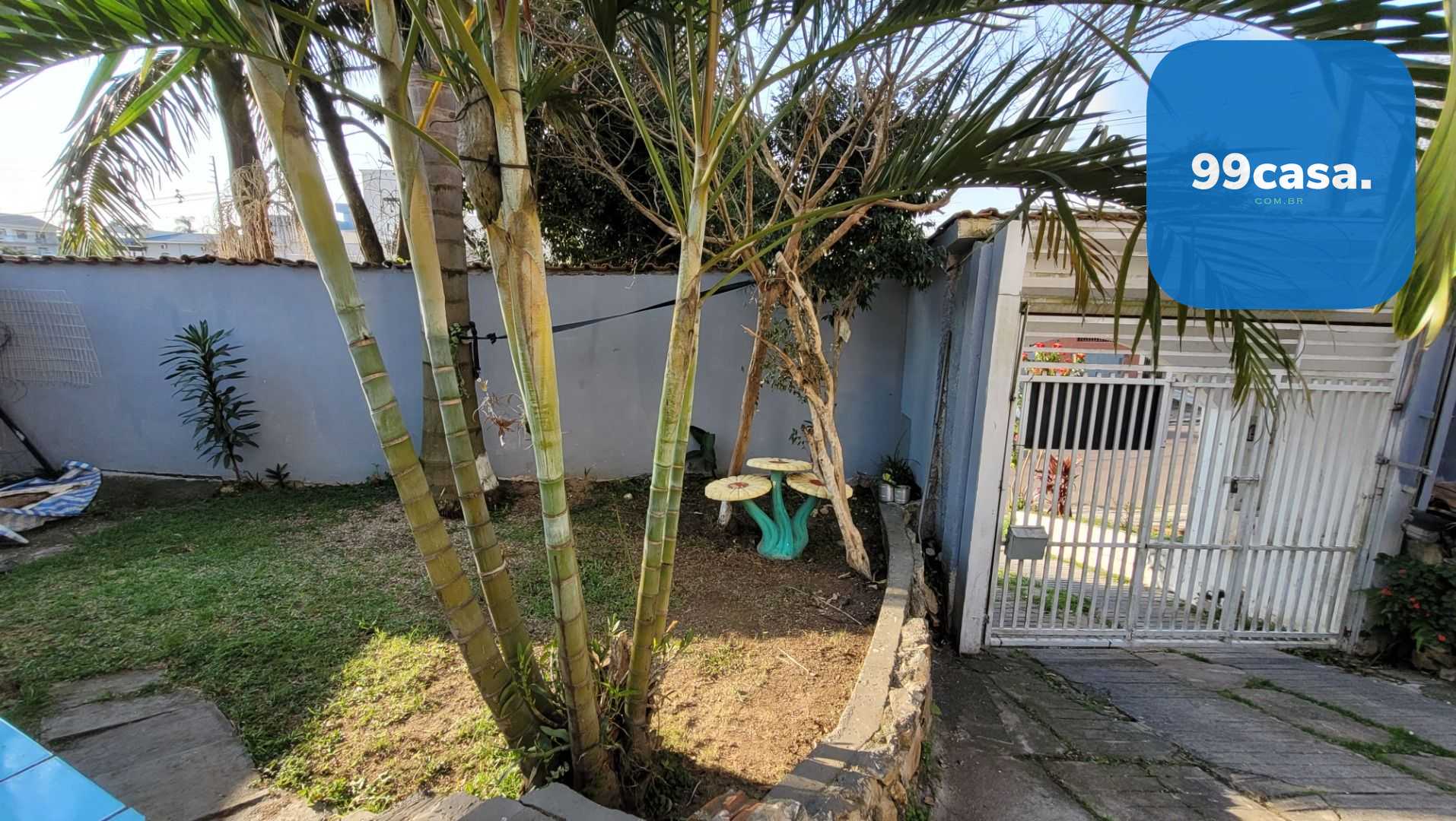 Casa ampla, ensolarada e com quintal no Portão, 4 quartos, sac...