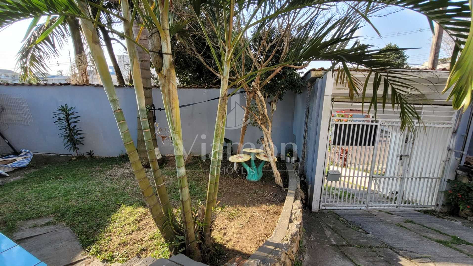 Casa ampla, ensolarada e com quintal no Portão, 4 quartos, sac...