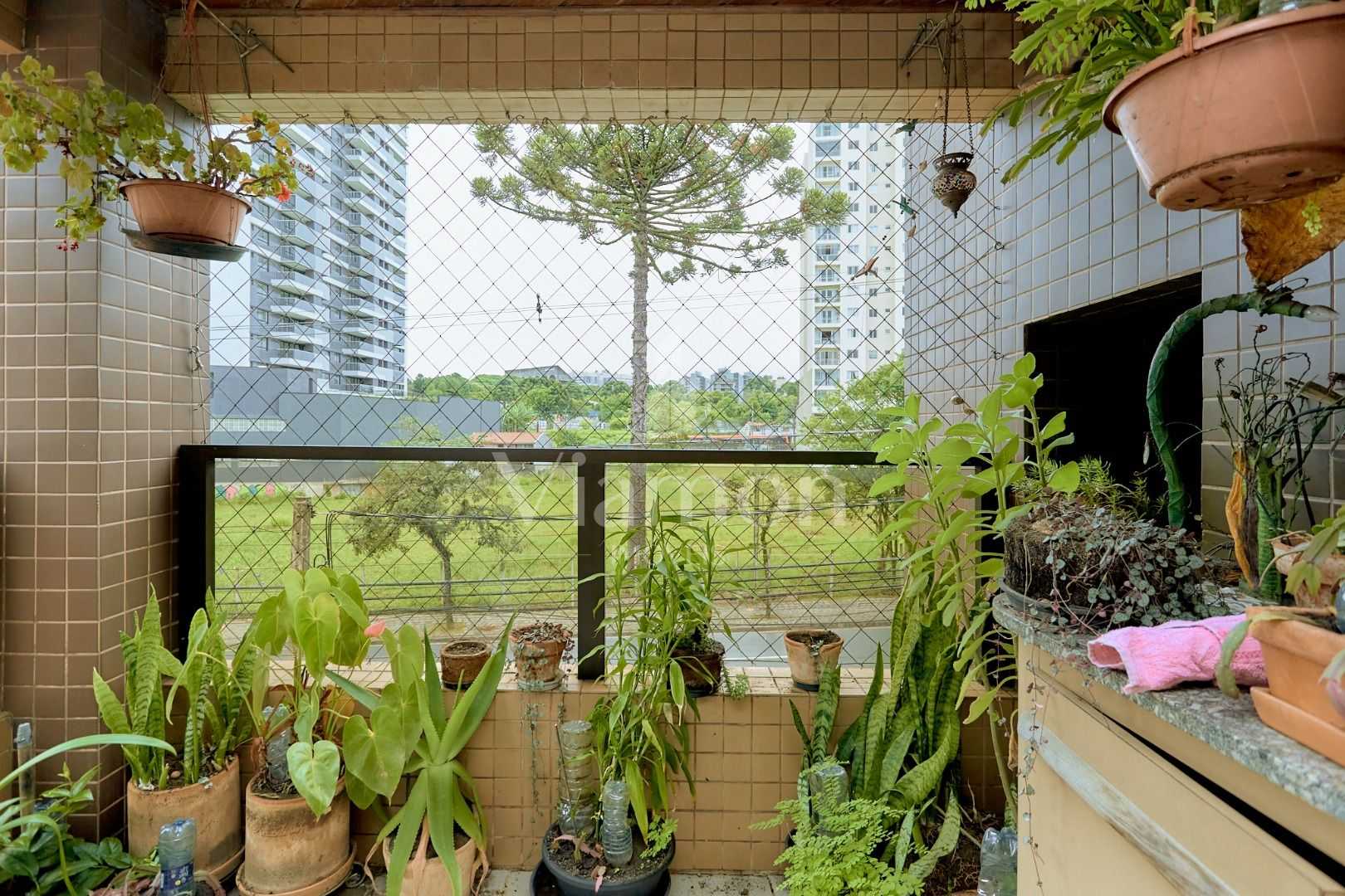 Venha conhecer um aconchegante apartamento na região do Cabral.