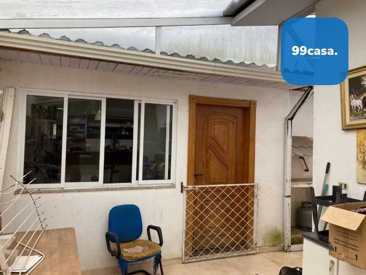 Casa à Venda com 4 Quartos, Edícula Completa e Ampla Área em T...