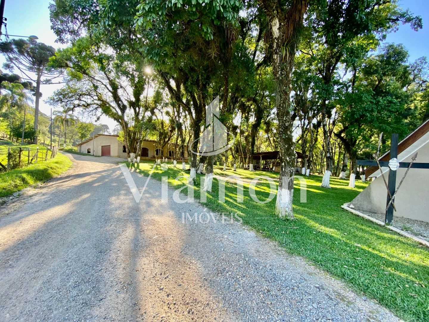 Chácara de 44.000 m  Próxima a Curitiba  Casa Sede, Área Gour...