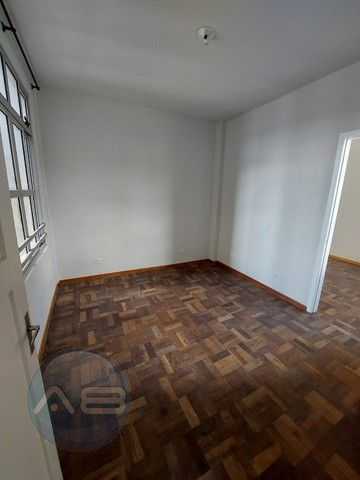 Oportunidade Única  Salas Comerciais no 11° Andar no Centro de...