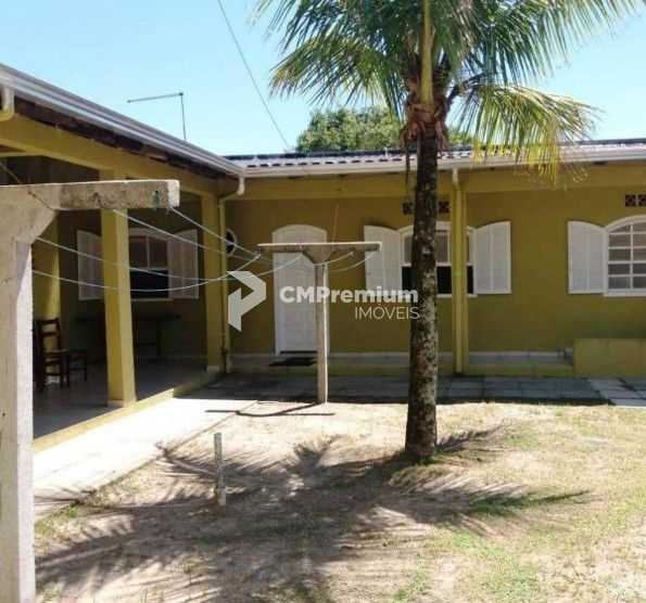 Sobrado à Beira-Mar no Litoral Sul  Conforto, Espaço e Lazer C...