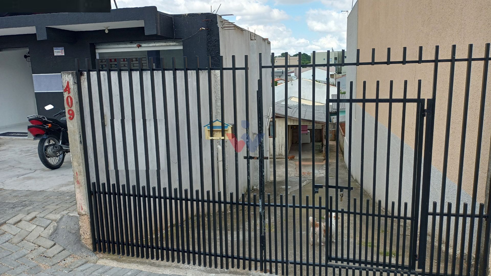 Oportunidade Única em Araucária  Imóvel Versátil para Renda ou...