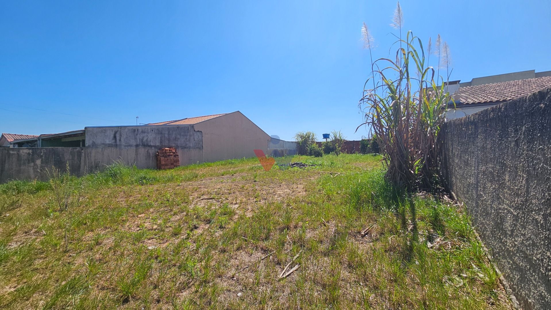 Terreno plano com 390m  em ótima localização  oportunidade imp...