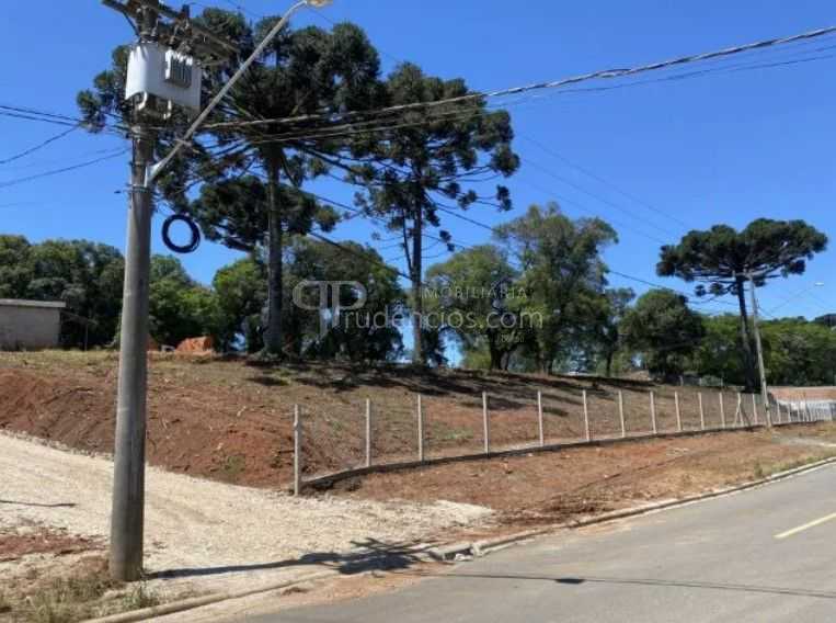 Terreno Comercial Estratégico no CIC com 2.000m    Localização...