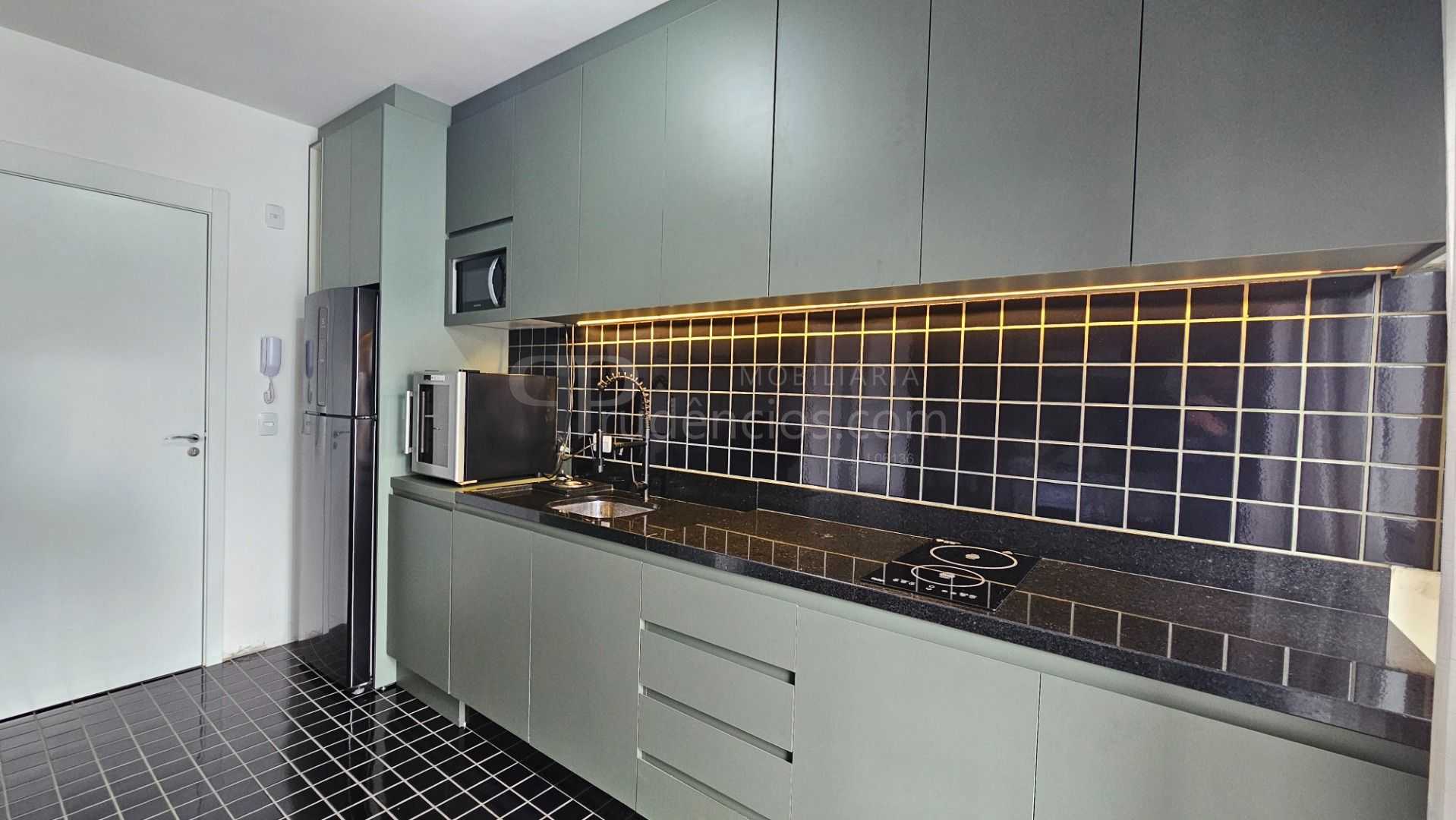 Studio novo e mobiliado de 25m  próximo à Unicuritiba e PUC