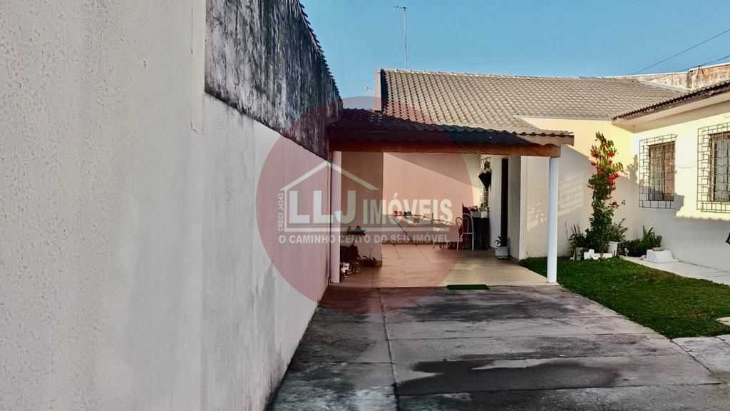 Casa em Condomínio com Espaço Privativo  2 Dormitórios em Araucária