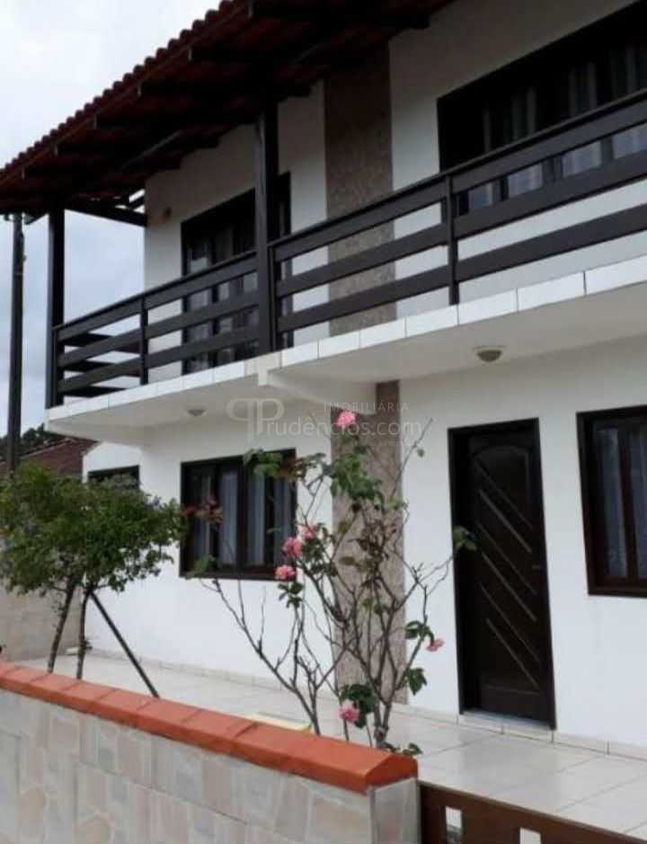 Sobrados Espaçosos na Praia do Ubatuba  São Francisco do Sul SC