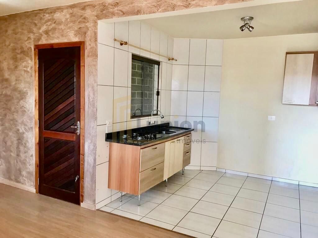 Casa em Condomínio com Espaço Privativo  2 Dormitórios em Arau...