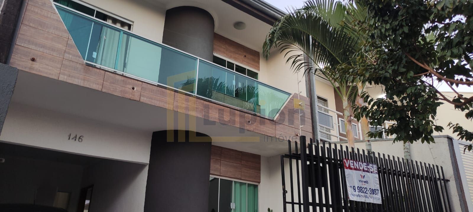 Lindo Sobrado 4 Dormitórios em Jardim Santa Alice  Próximo à A...