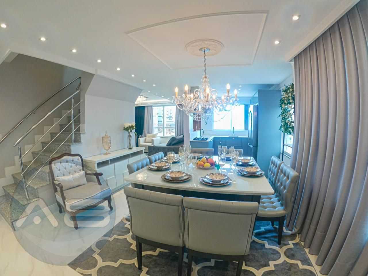 Cobertura Tríplex Mobiliada e Decorada com SPA no Residencial ...