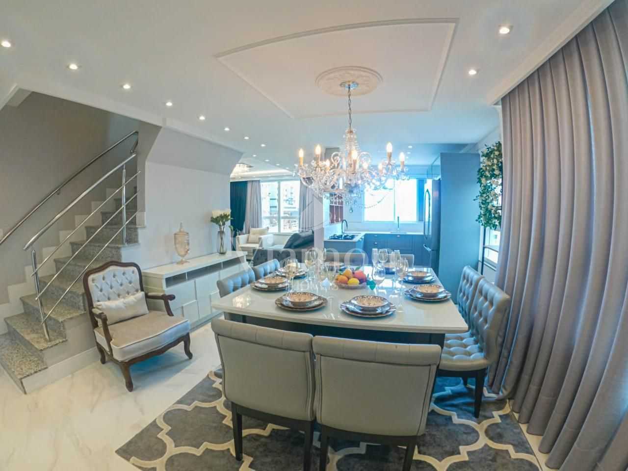 Cobertura Tríplex Mobiliada e Decorada com SPA no Residencial ...