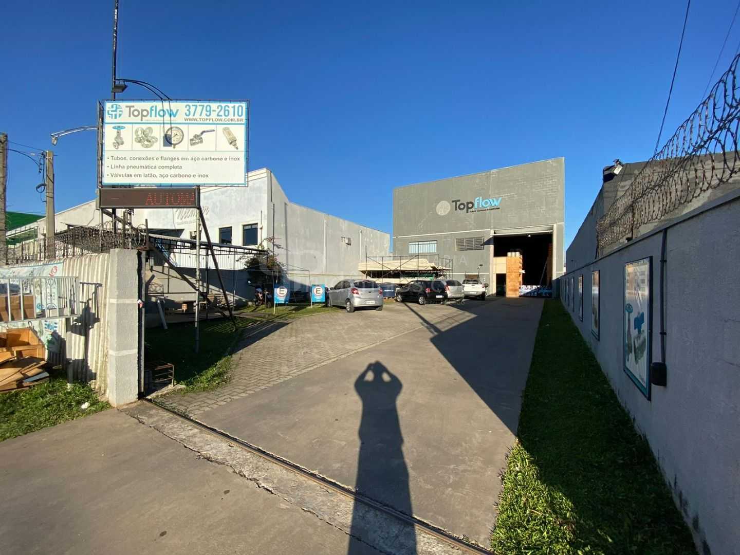 Barracão no Boqueirão com Locatário Ativo  Renda Garantida e I...