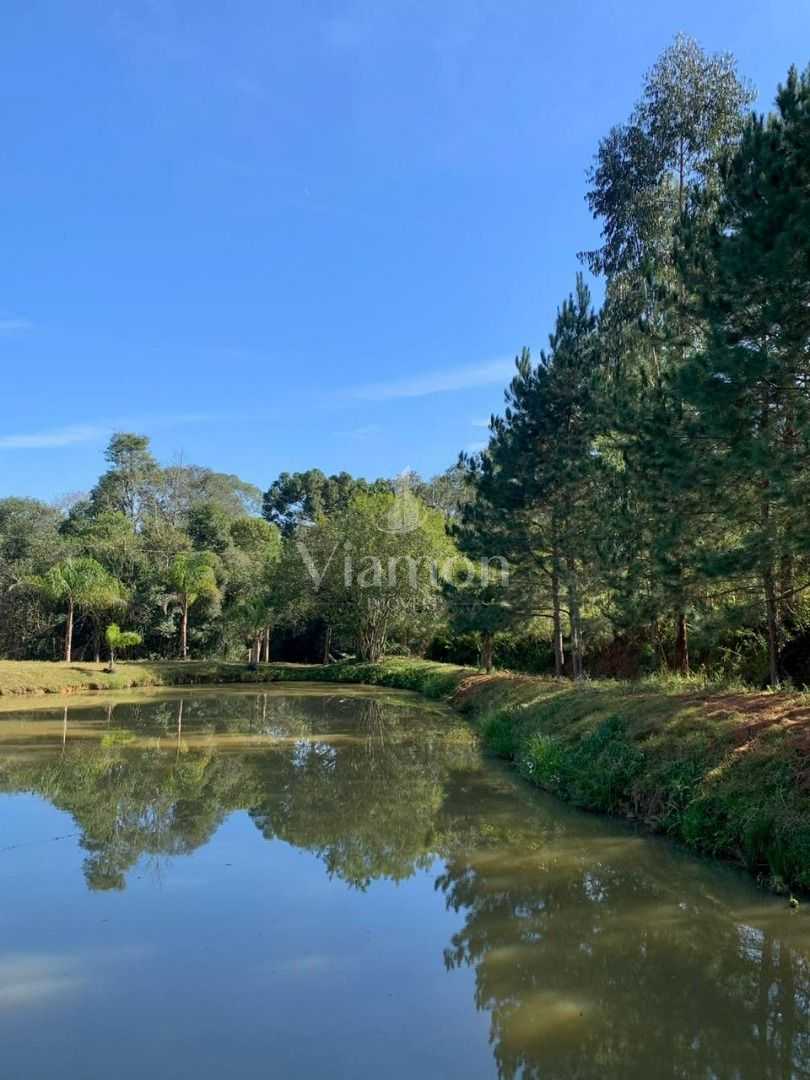 Chácara Completa com Casa, Varanda Gourmet, Tanques de Peixe, ...