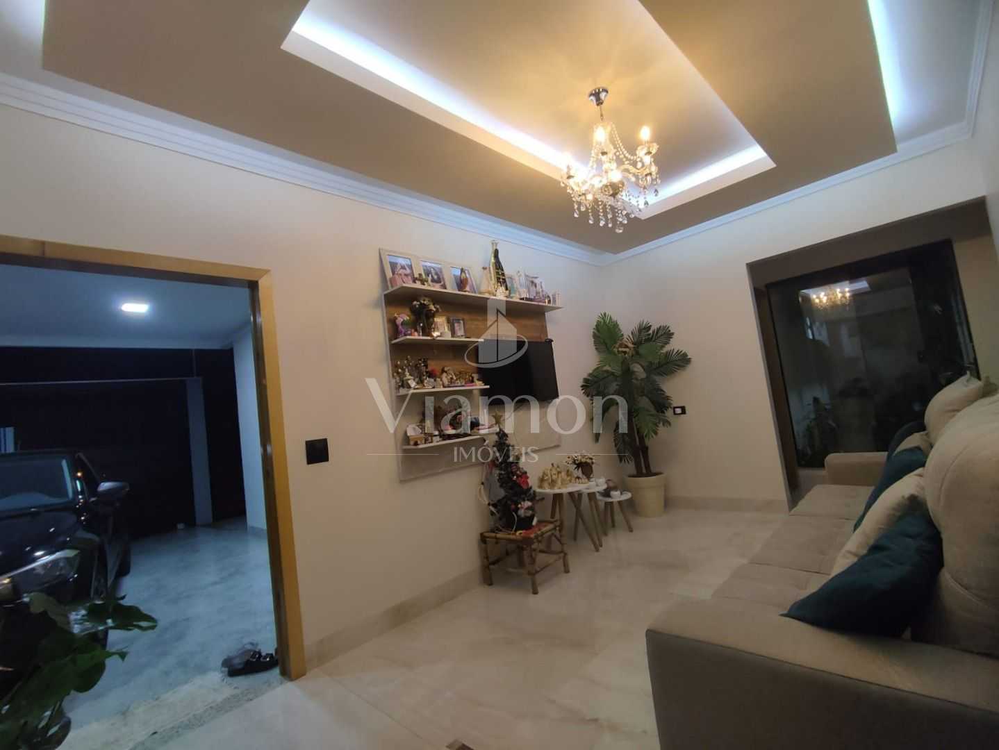 Casa com 3 Dormitórios, Suíte e Piscina Aquecida  Jardim Muniq...