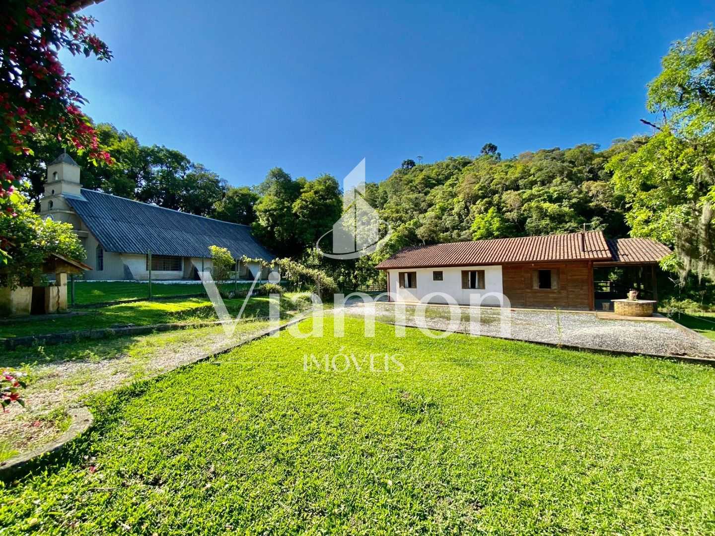 Chácara de 44.000 m  Próxima a Curitiba  Casa Sede, Área Gour...