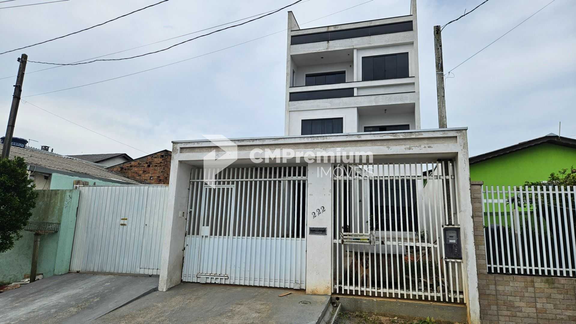 Sobrado Triplex 350m  com Terraço, Salão de Festas e Ótima Loc...